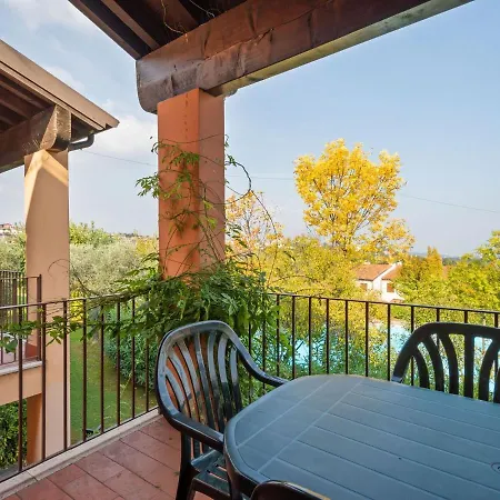 Luxurious Holiday In Lombardy With Shared Pool 度假居 波尔佩纳泽德尔加尔达