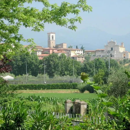 Luxurious Holiday In Lombardy With Shared Pool